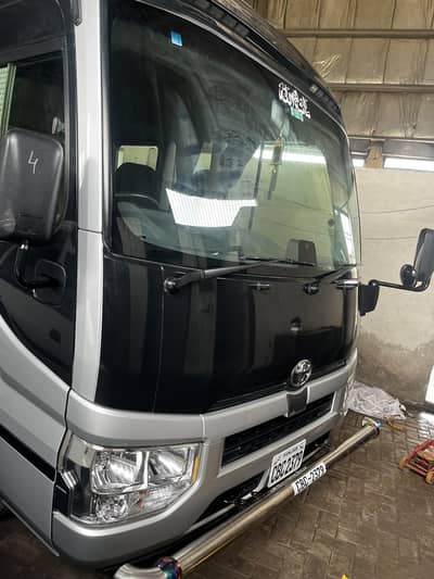 29 Seater Bus TOYOTA COASTER 2026 available for rent in Lahore