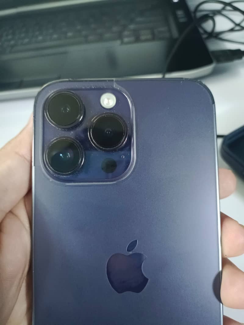 Apple iPhone 14 Pro Max 6