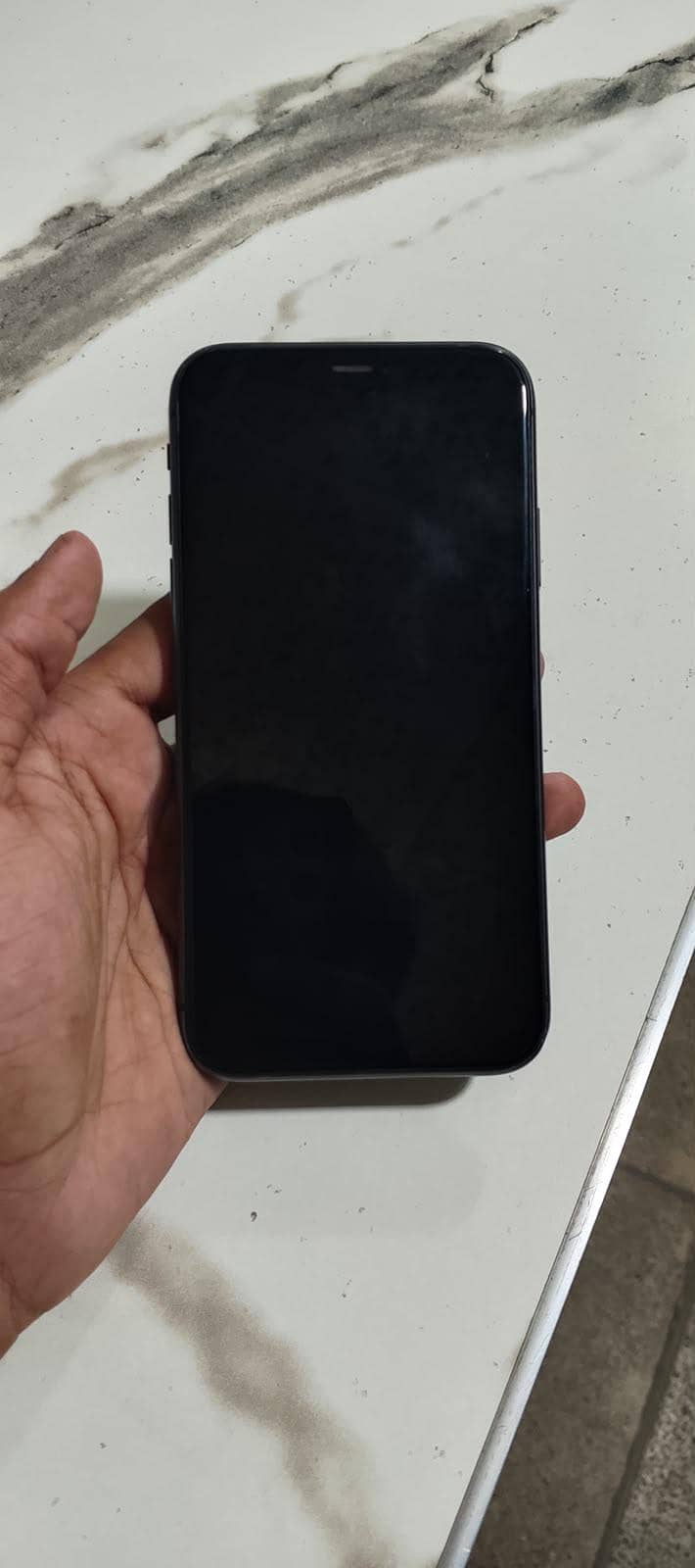 Apple iPhone 11 0