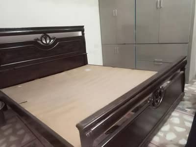 double king size bed