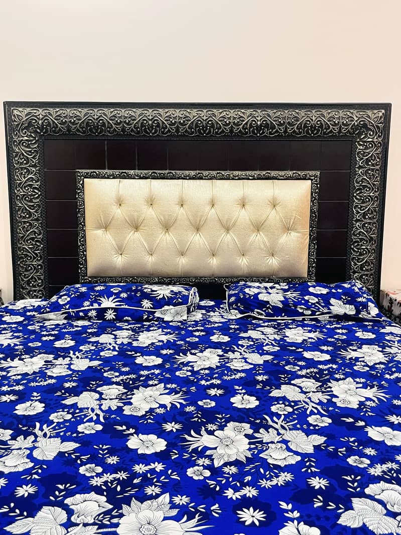 Bed + Dressing + Side Tables 1