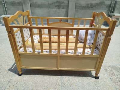 Baby cot for sale