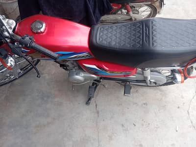 Honda 125.2024