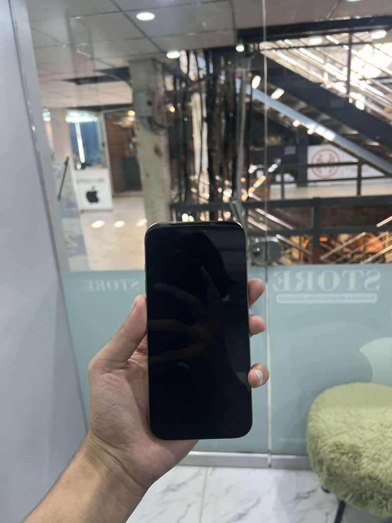 iPhone 16 pro max jv 2
