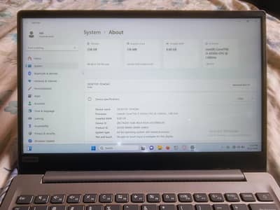 Lenovo i5  8th generation 8gb ram 256gb nvme ssd