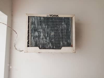window AC