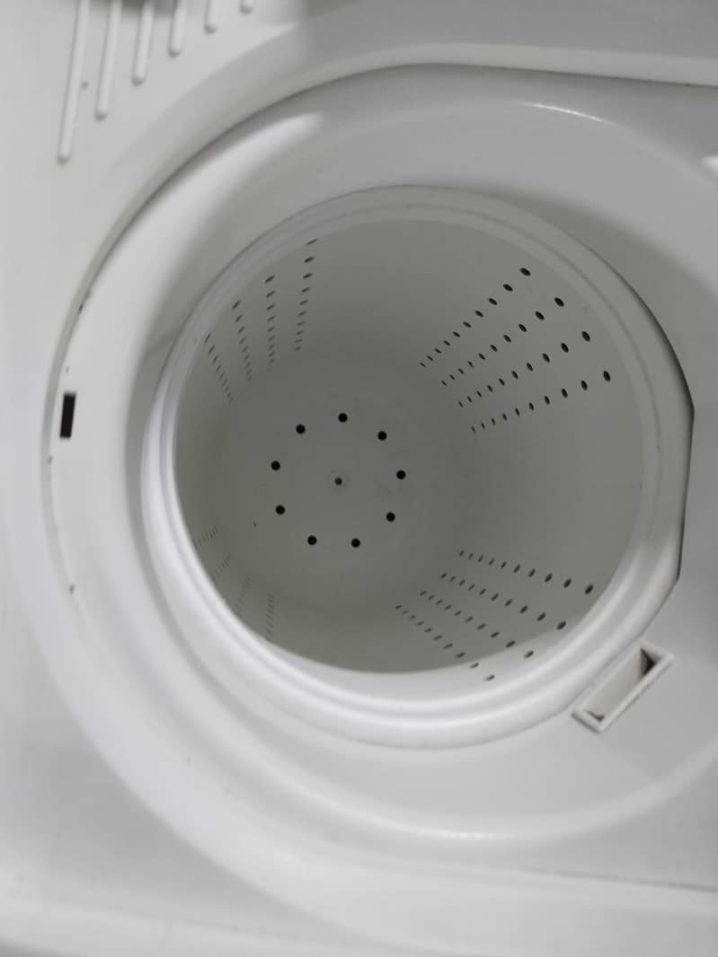 CYCLONE WASHING MACHINE 2