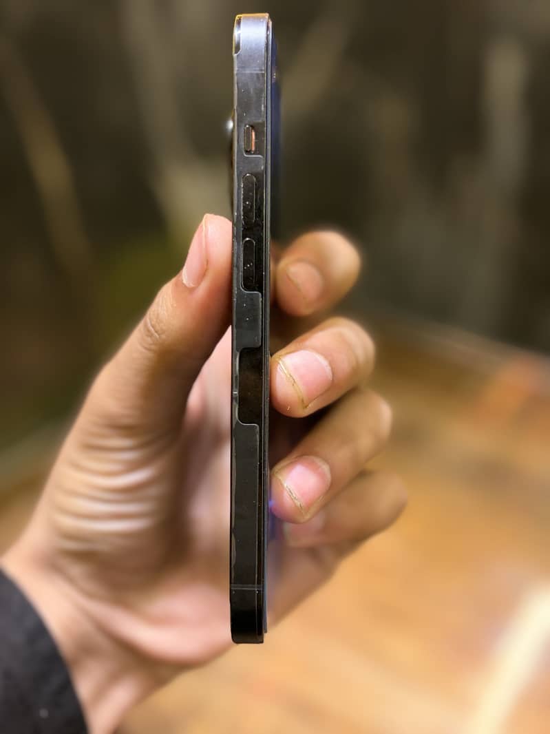 Apple iPhone 14 Pro 0