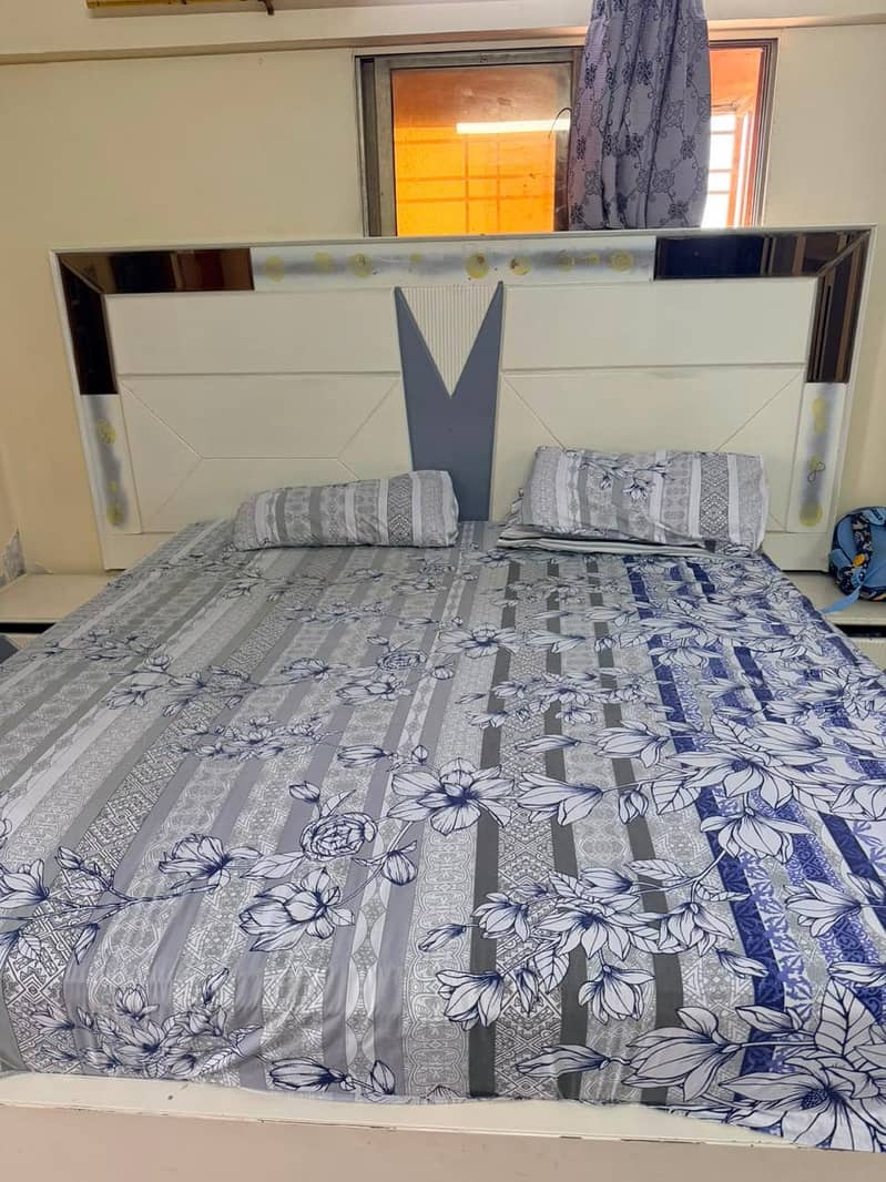 bedroom set 0