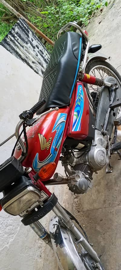 Unique Xtreme UD 70 2017