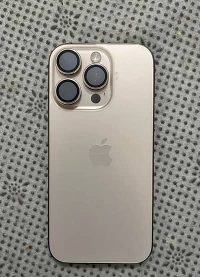 Apple iPhone 16 Pro lush condition