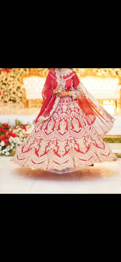 bridal dress in good condition