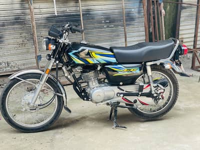 Honda 125 black colour 2026 model