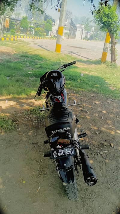 Honda 125 for sale urgent sale documents all clear 2010 model