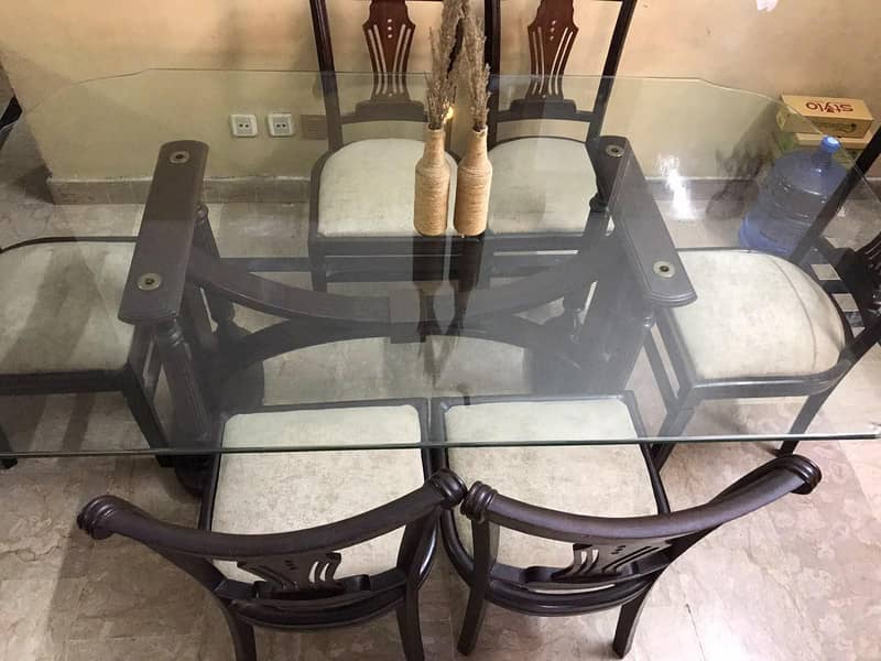 7-seater dinning Table 1