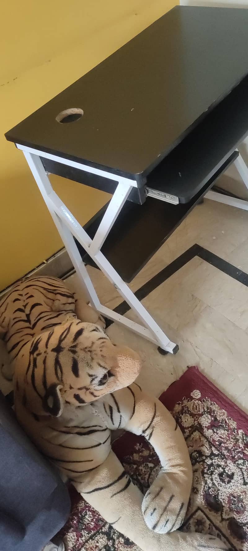 laptop table 1