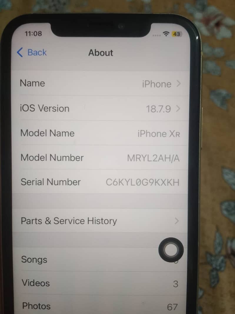 Apple iPhone XR 7