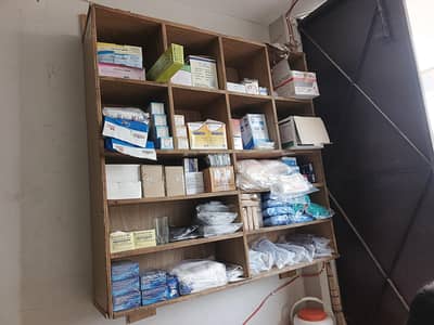 MEDICAL STORE RANKS 3 PARTS
