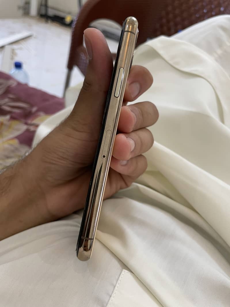 Apple iPhone 11 Pro 5