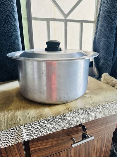 Silver pateela