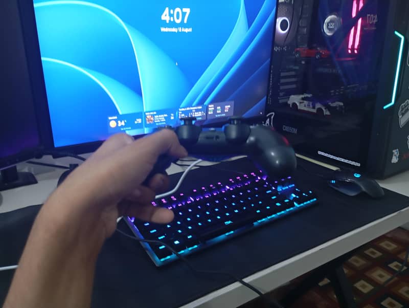 SONY PS4 CONTROLLER  WITH ADDITIONAL Cable 2