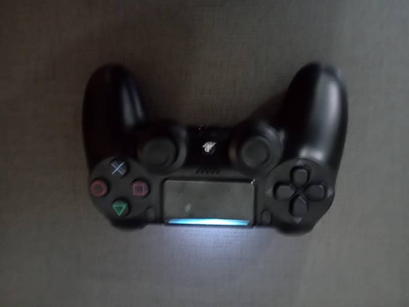 SONY PS4 CONTROLLER  WITH ADDITIONAL Cable 6