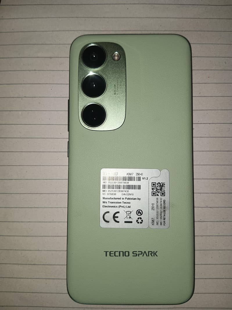 tecno camon 40 pro+ 3
