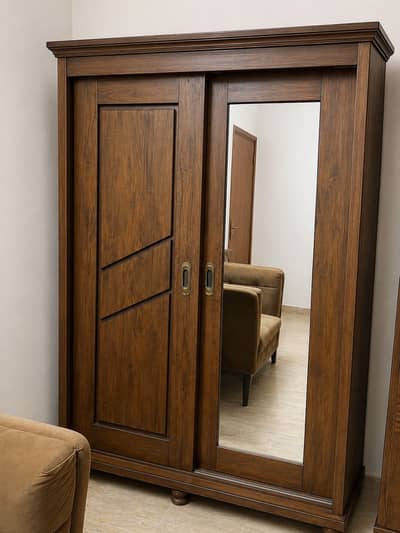 Sliding door wardrobe