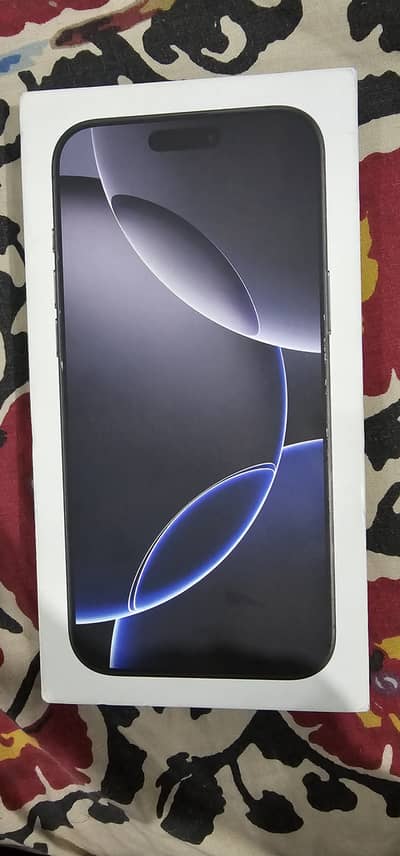 Apple iPhone 16 Pro Max Box Pack Titanium black