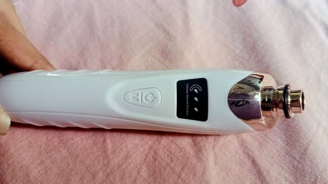multifunctional cleansing instrument 3