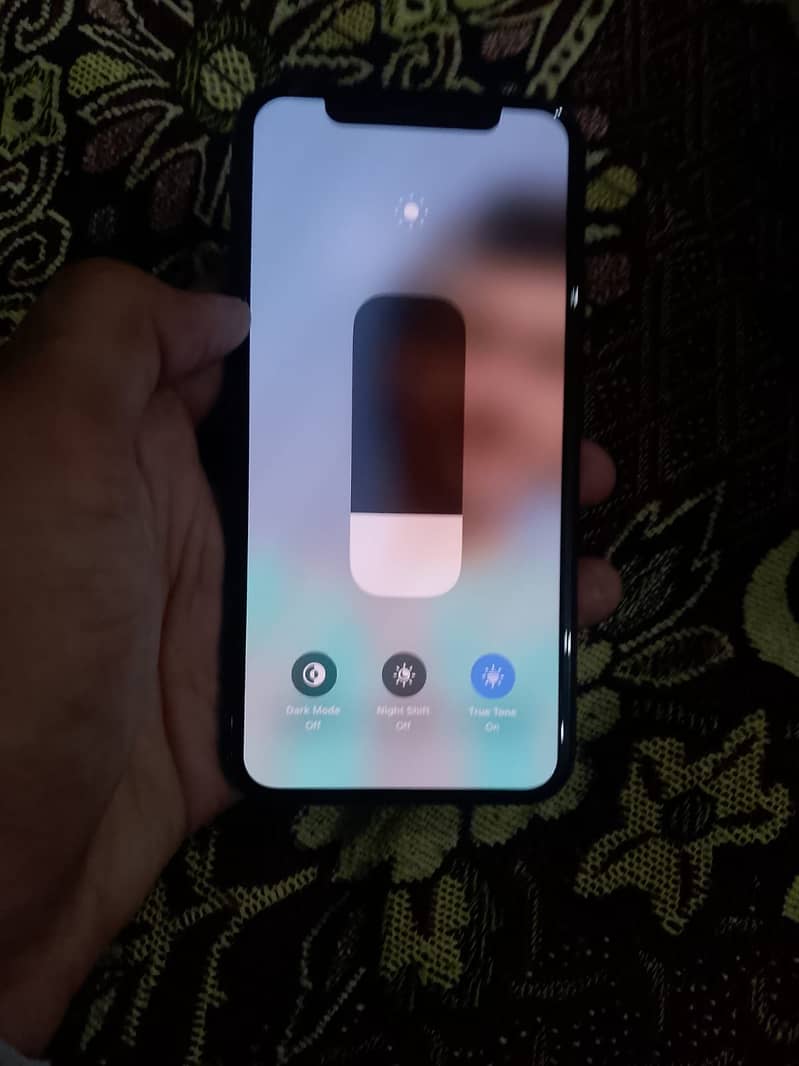 Apple iPhone X 6