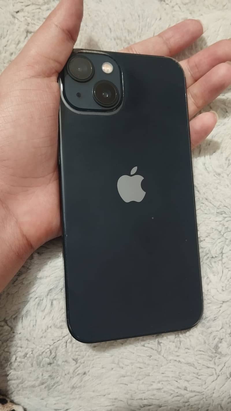 Apple iPhone 13 0