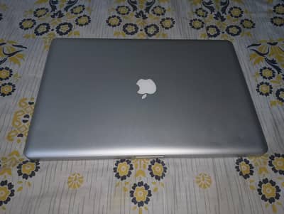 MacBook pro 17 inch