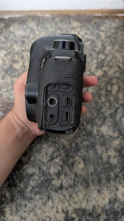 Canon 6d with charger batry 