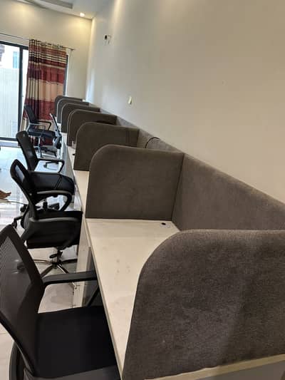 Complete Office Furniture Setup – Ready to Use