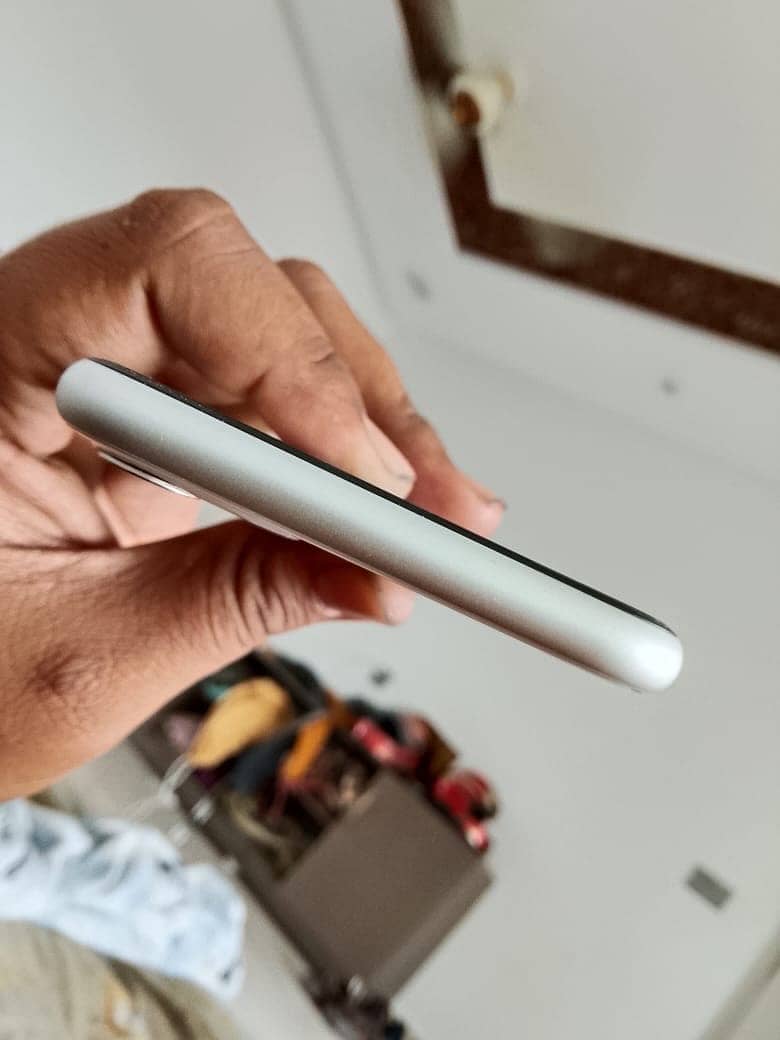 Apple iPhone 11 1