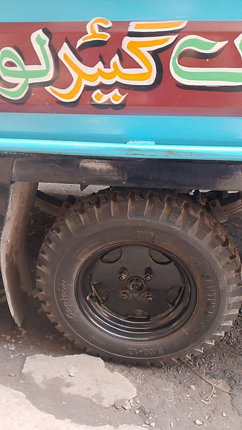 Loader rickshaw 5