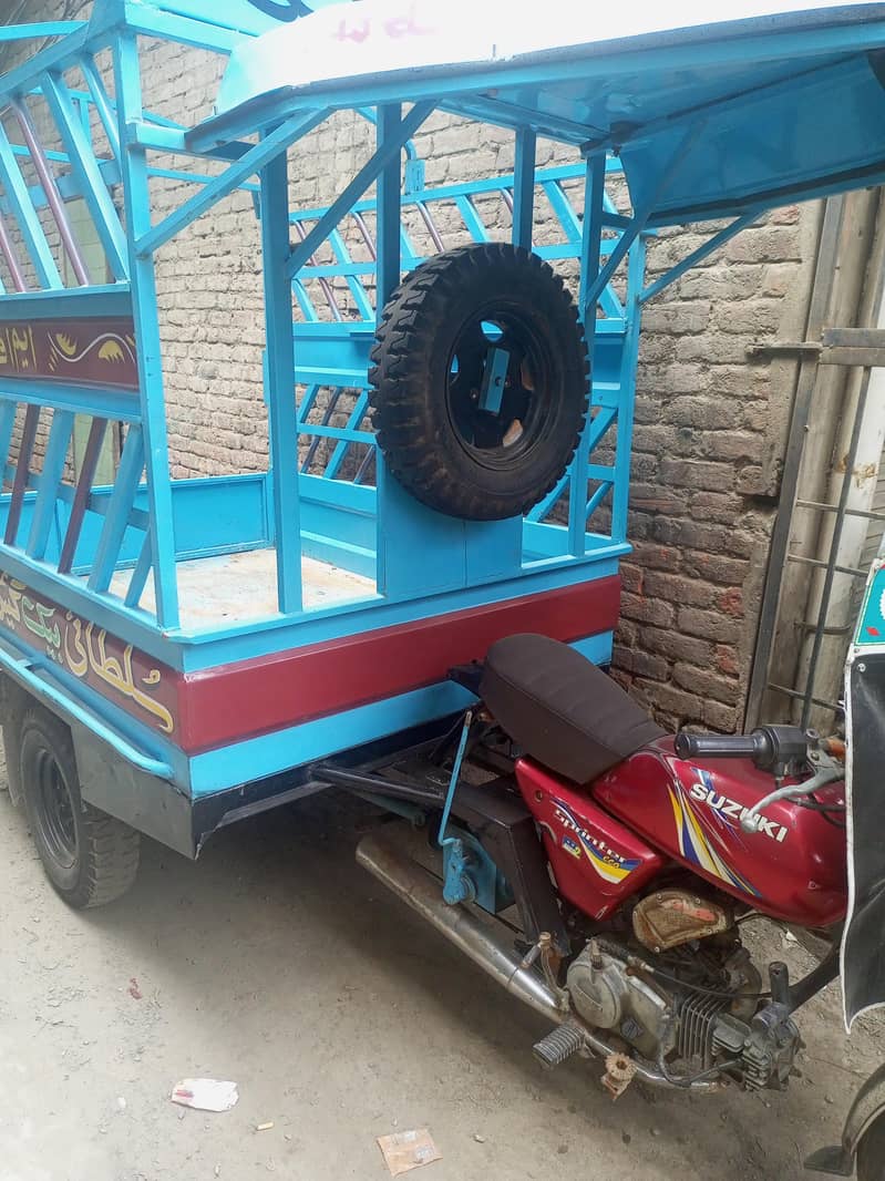 Loader rickshaw 9