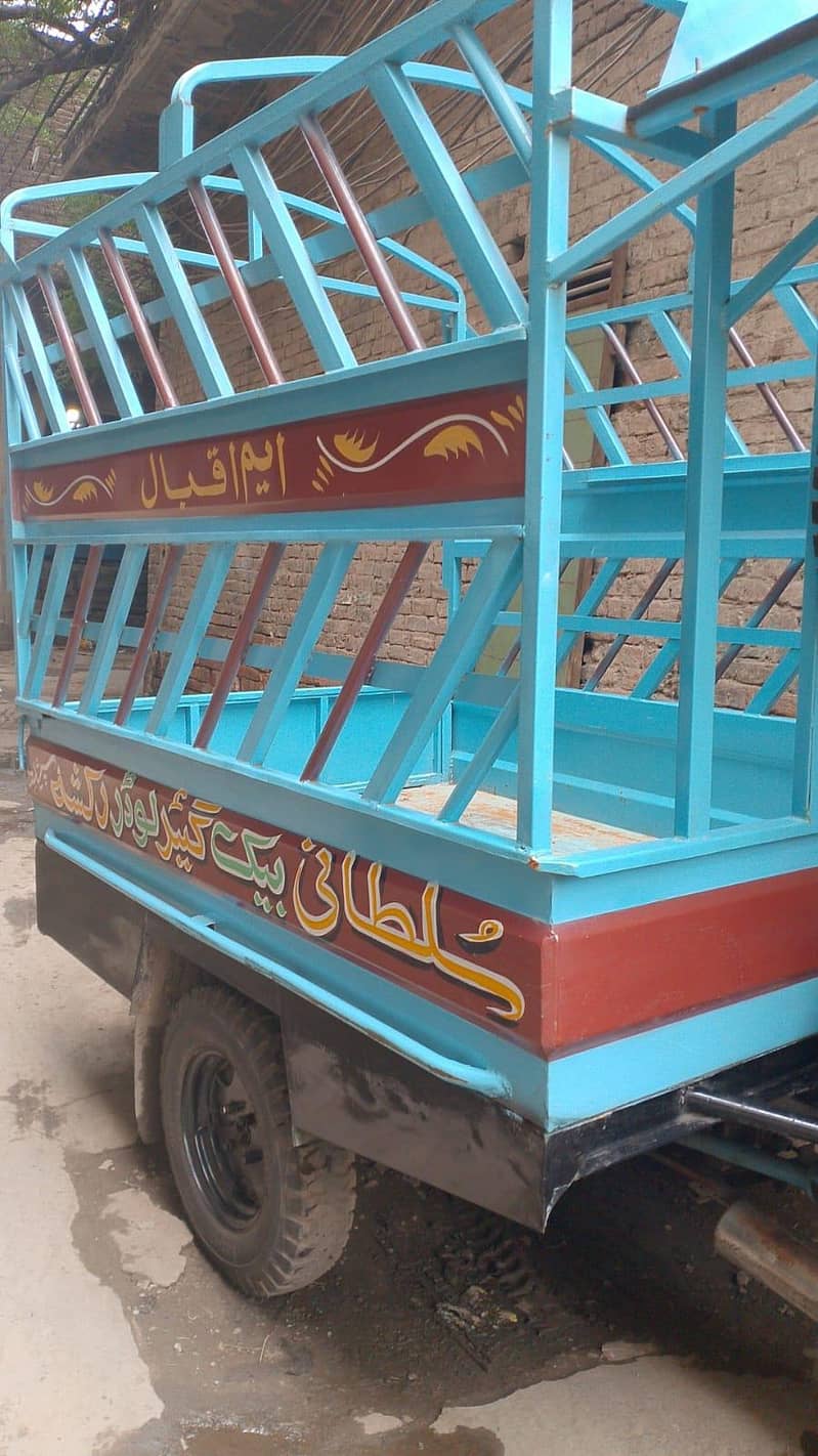 Loader rickshaw 10