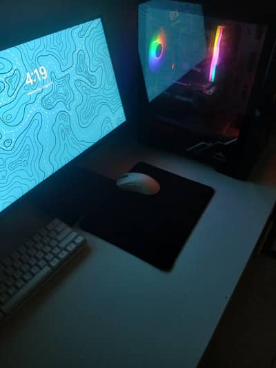 Rtx 3060 pc with monitor and mouse and keyboard