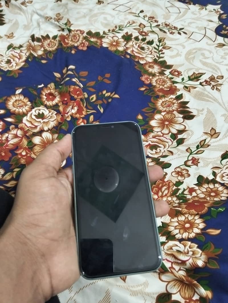 Apple iPhone 11 2