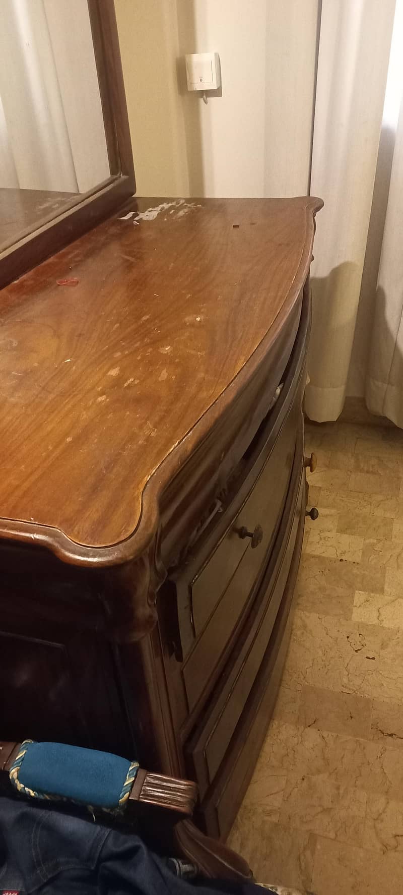 dressing table 2