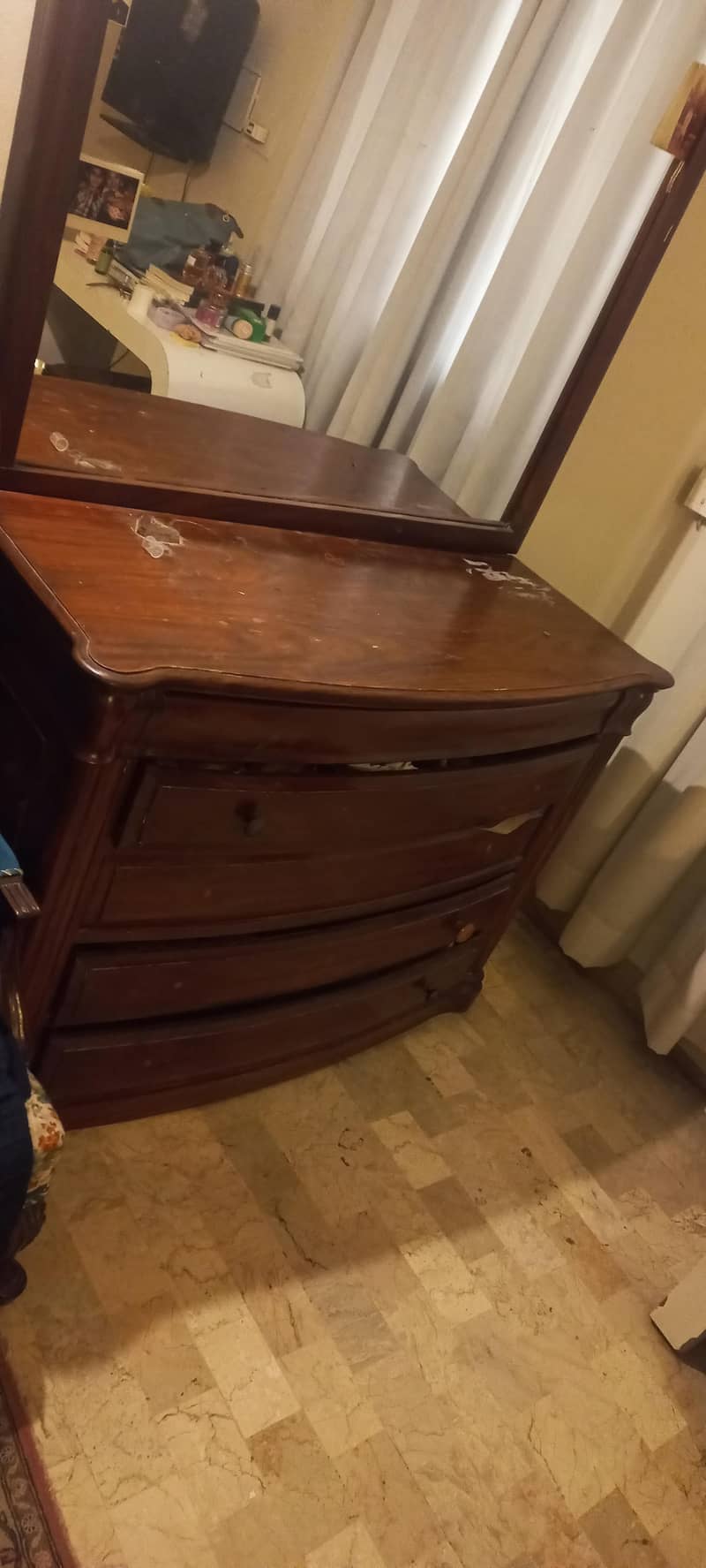 dressing table 3