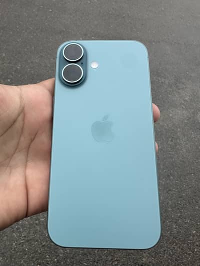 Apple iPhone 16
