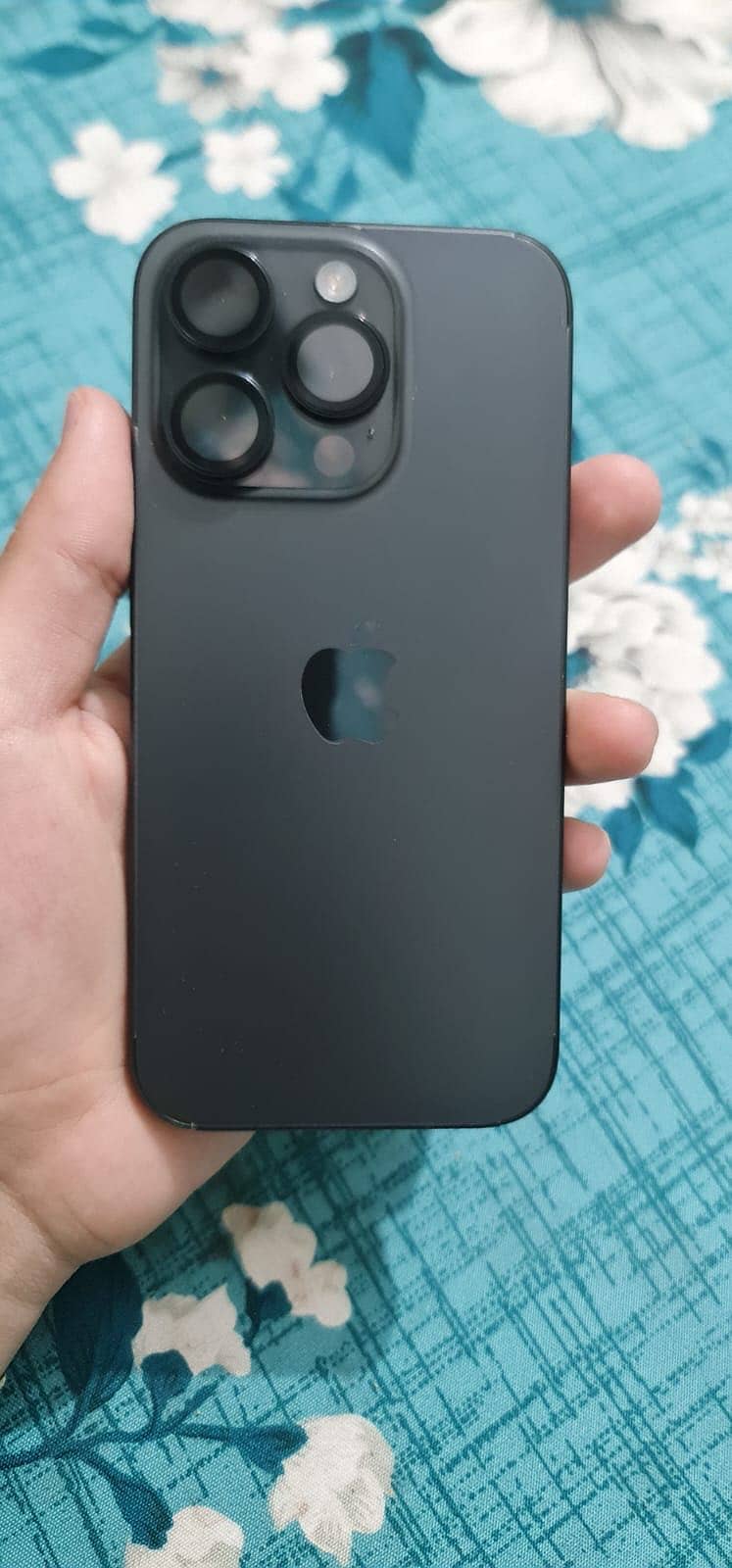 Apple iPhone 15 Pro 0