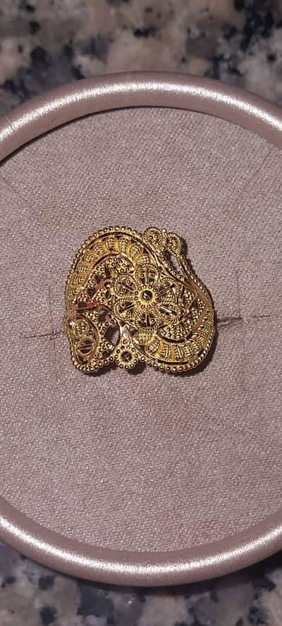 Dubai-made gold ring