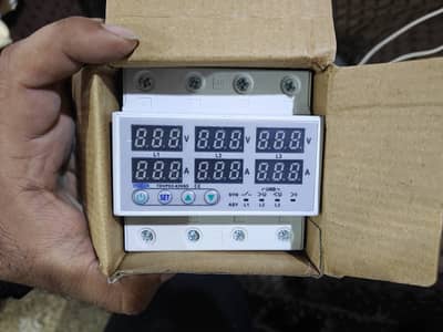 Tomzn 63A 3 Phase Voltage Protector VAS Model