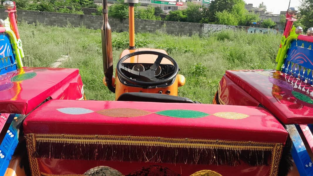 Tractor 2016 model 10/10 2