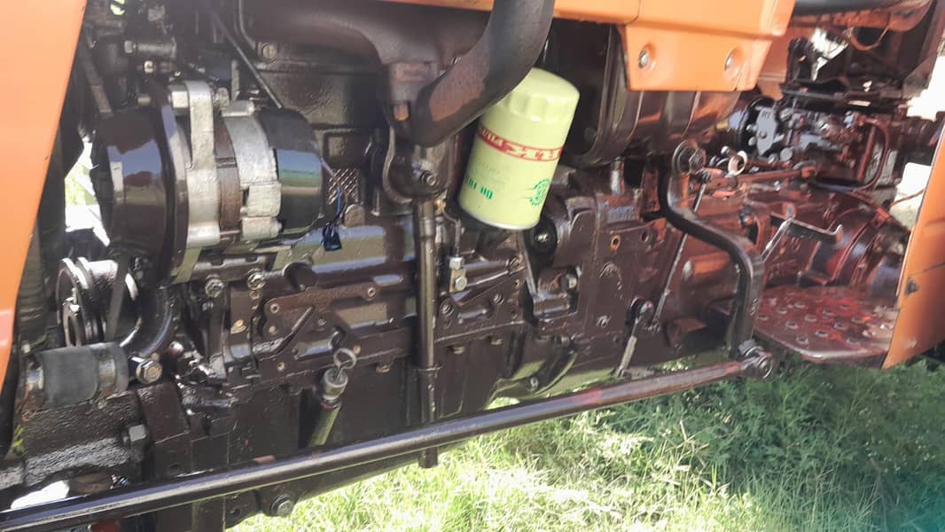 Tractor 2016 model 10/10 10