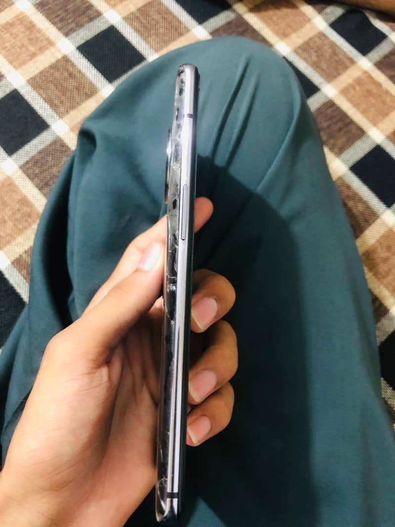 One Plus 7T 2